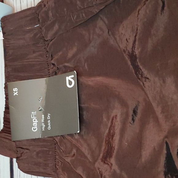 🆕️ GAP FIT HIGH RISE QUICK DRY JOGGER - Picture 3 of 7
